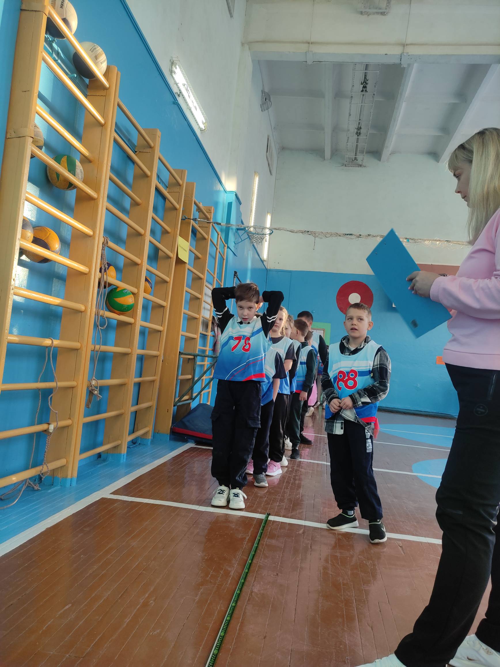 Учащиеся МОУ "Октябрьская СОШ" выполнили нормы ГТО фото 4