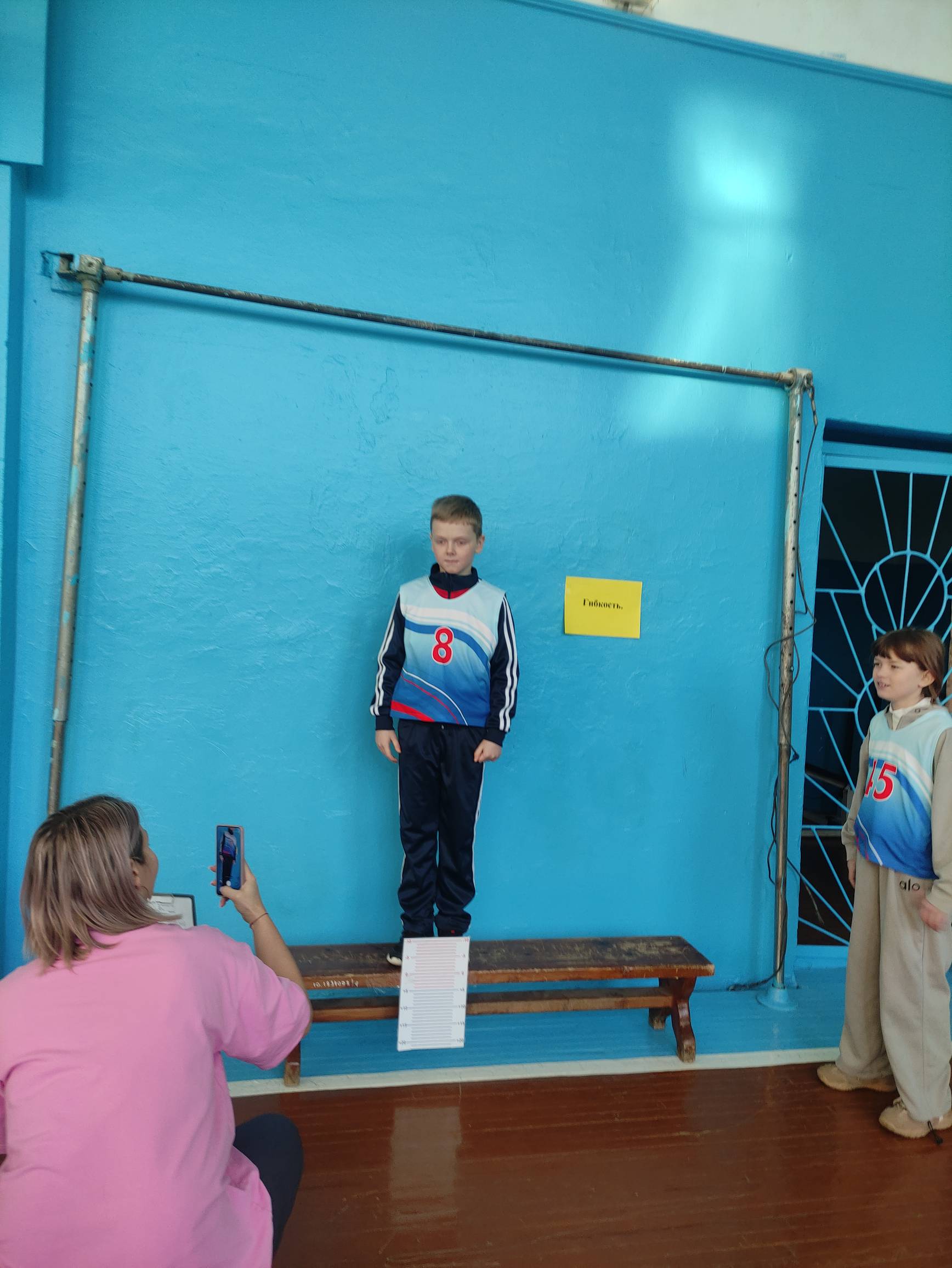 Учащиеся МОУ "Октябрьская СОШ" выполнили нормы ГТО фото 5