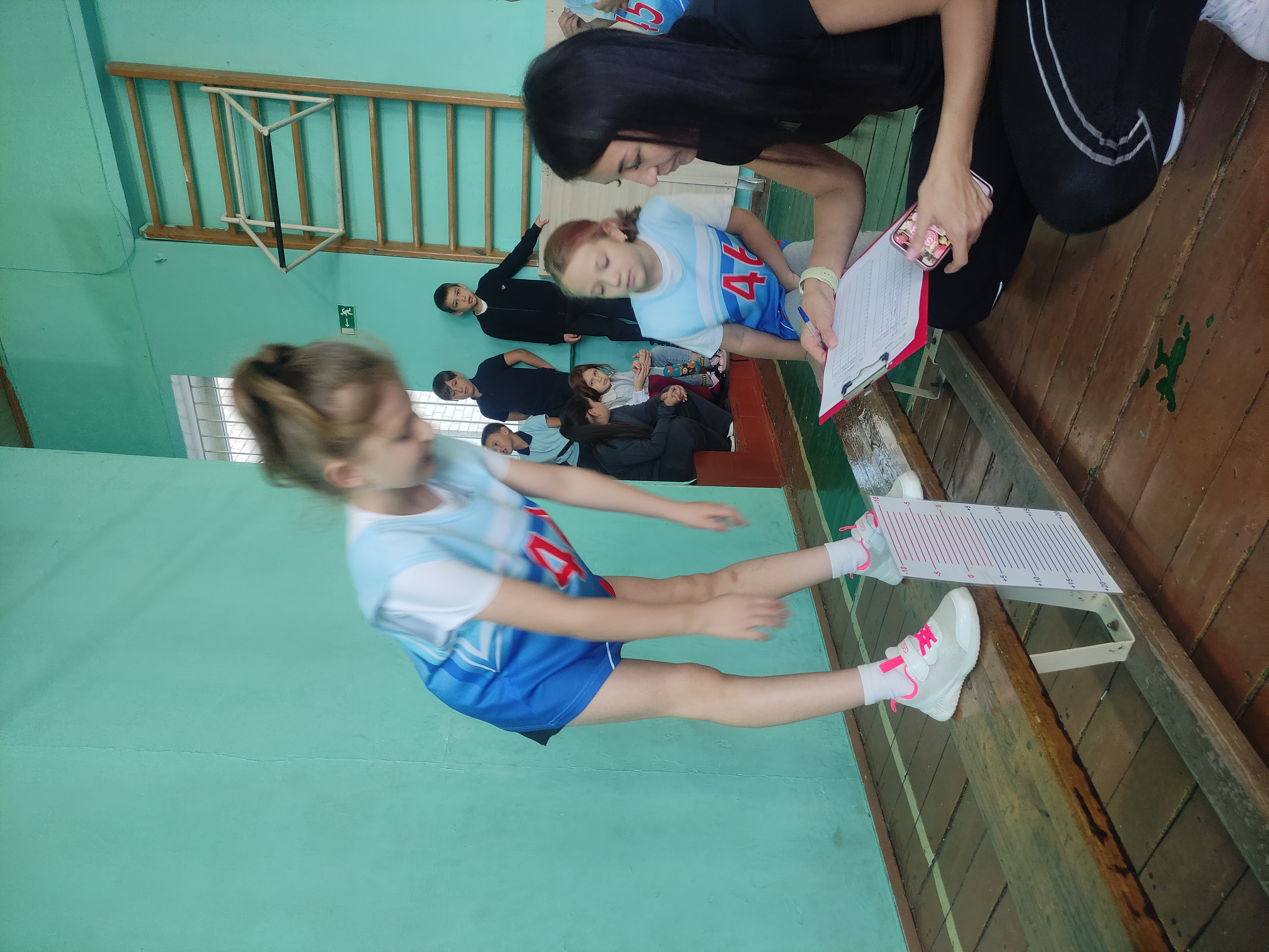 Школьники МОУ "Петровская СОШ" за ГТО фото 3